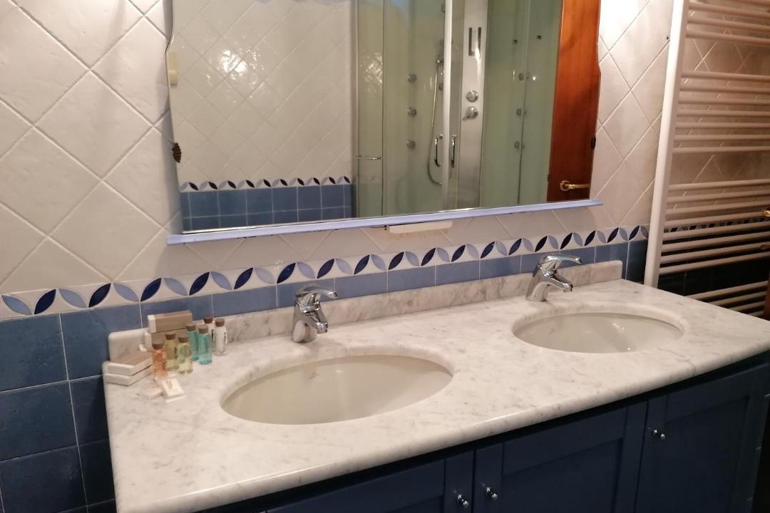 Photo of Bathroom in Rezzato