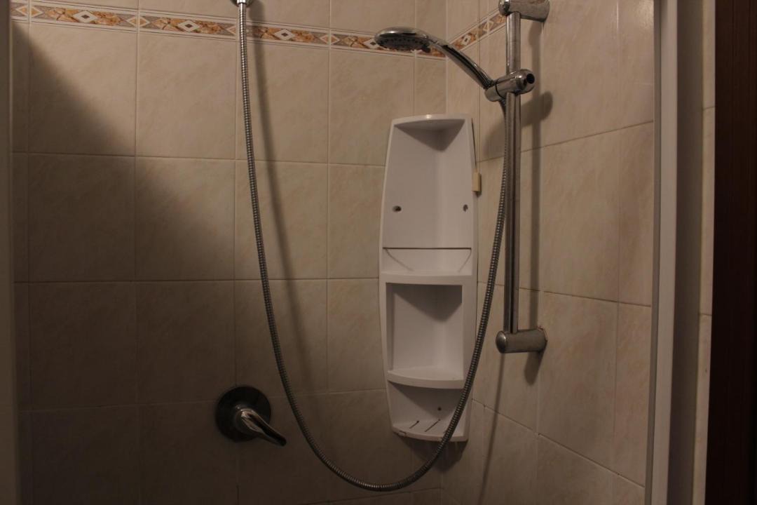 Photo of Bathroom in Curtatone