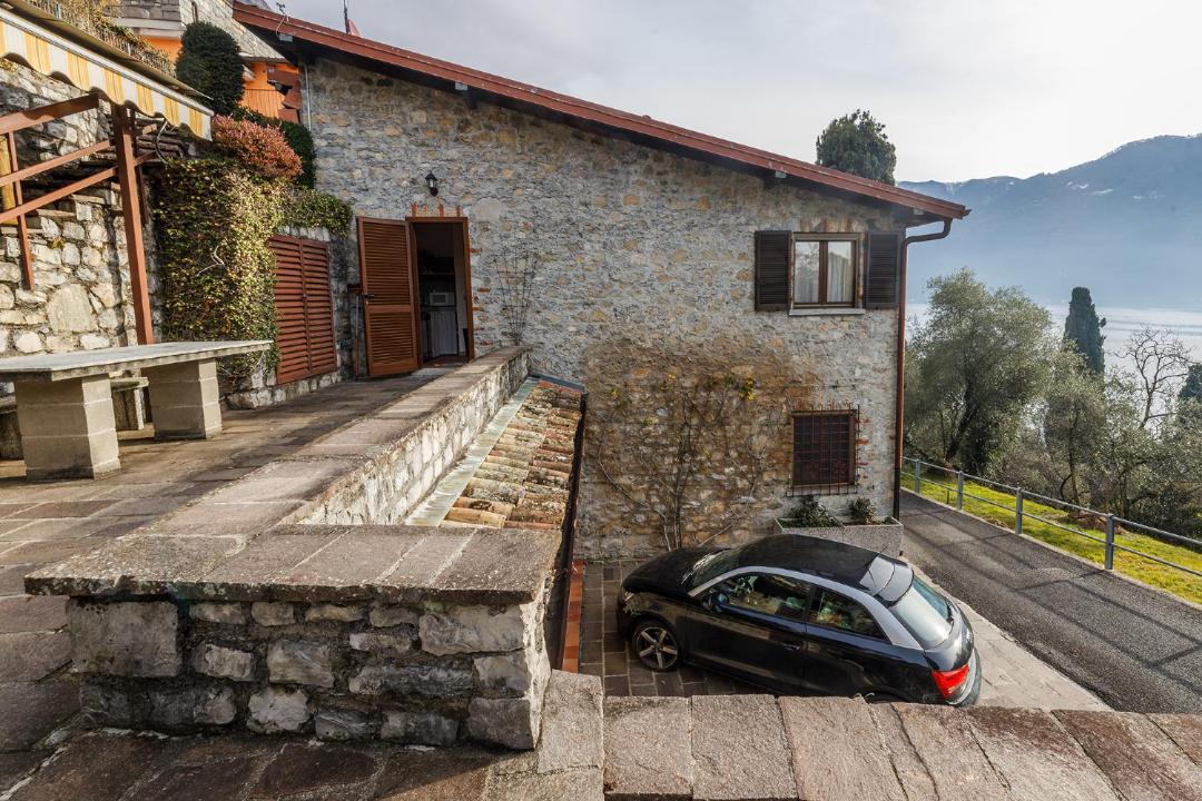 Photo of Others in Cressogno
