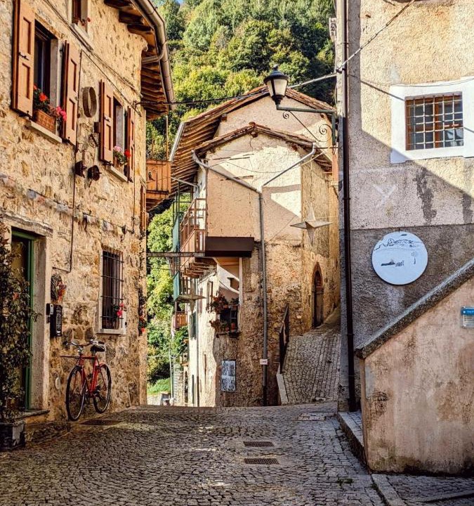 Photo of Others in Lavenone
