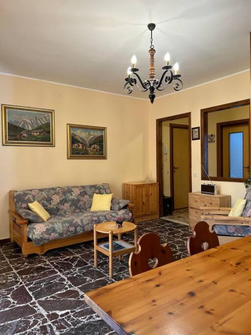Photo of Livingroom in Borno