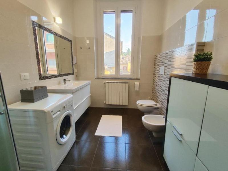 Photo of Bathroom in Assago