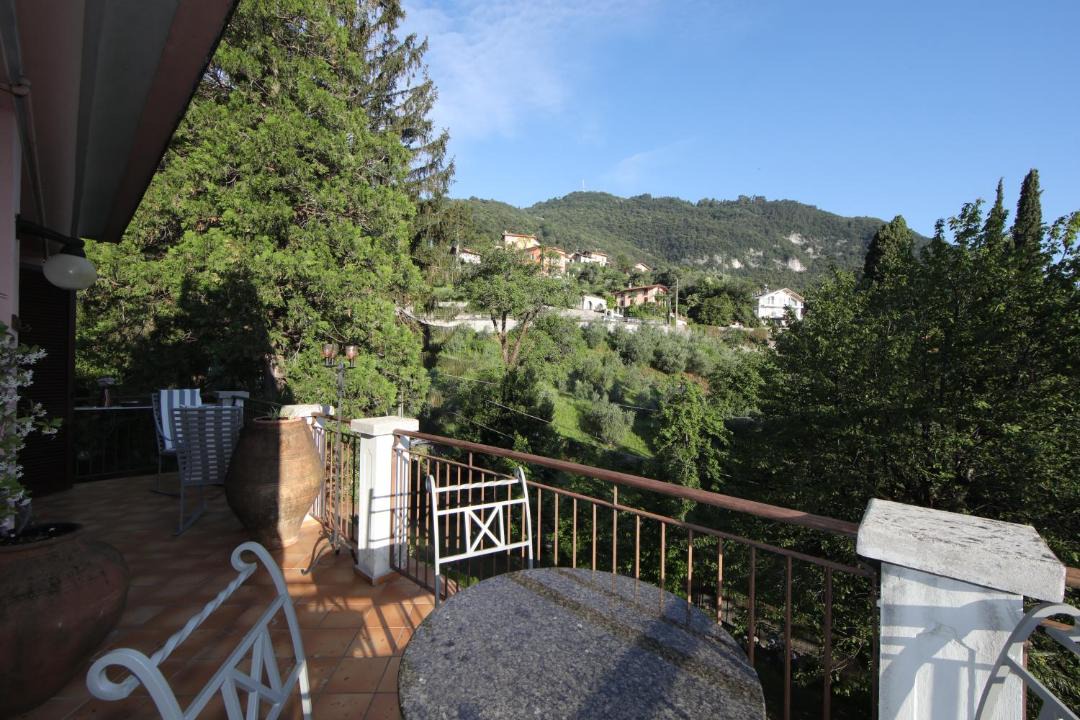 Photo of Others in Limonta