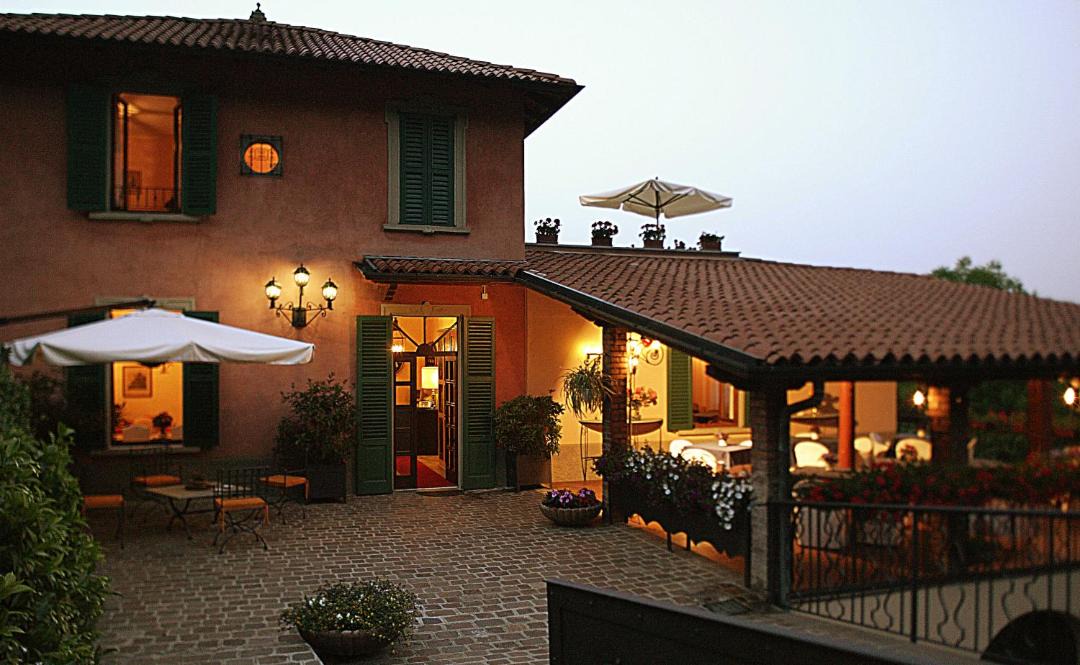 Photo of Others in Bergamo