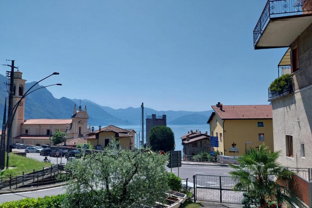 Photo of Buildings in Riva di Solto