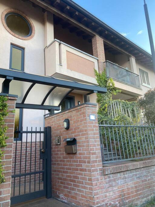 Photo of Buildings in Noviglio