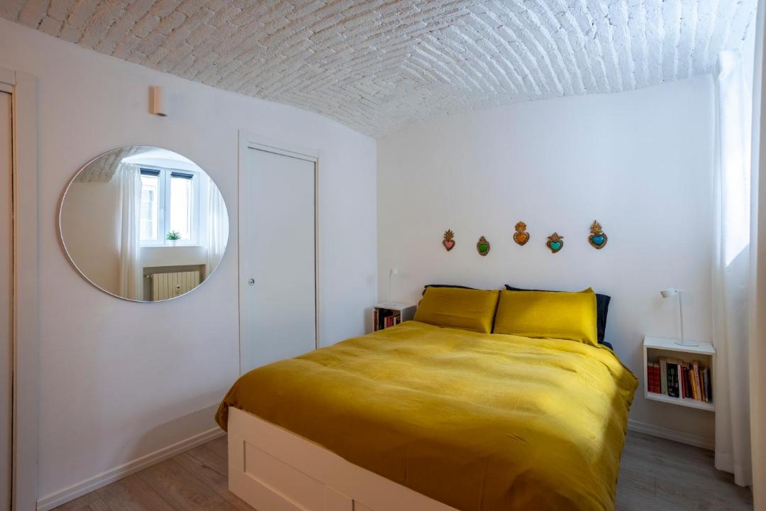Photo of Bedroom in Tricolore