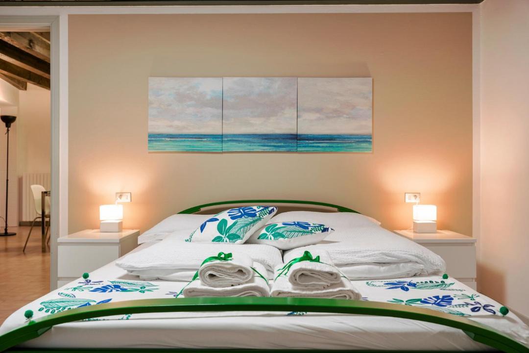 Photo of Bedroom in Iseo