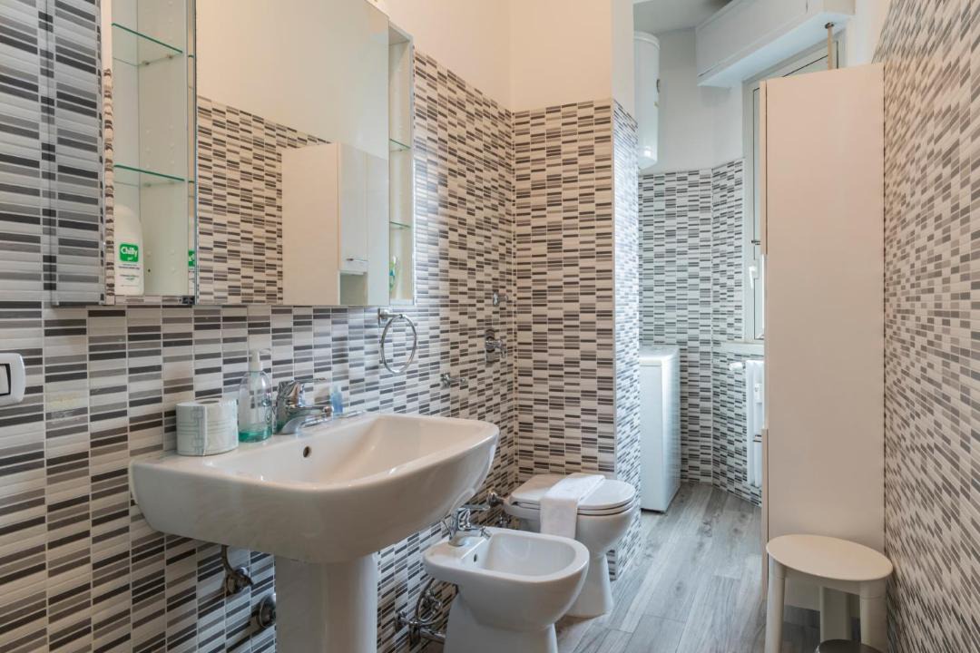 Photo of Bathroom in Giambellino