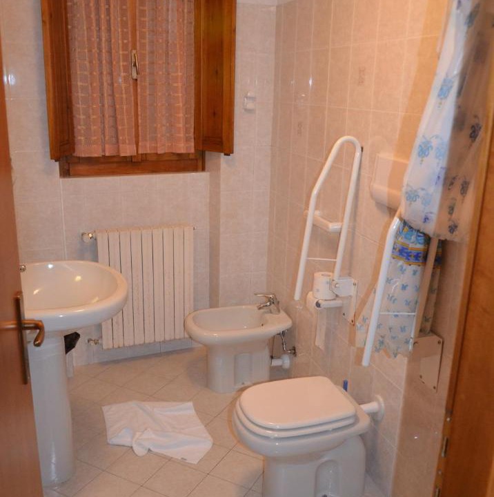 Photo of Bathroom in Ornica