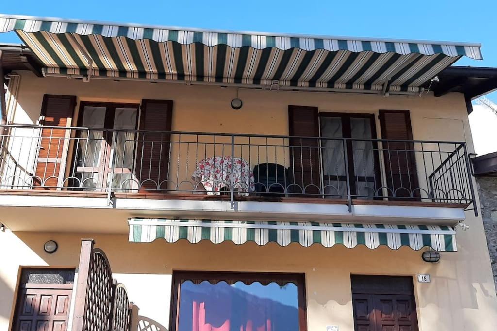 Photo of Buildings in Gera Lario