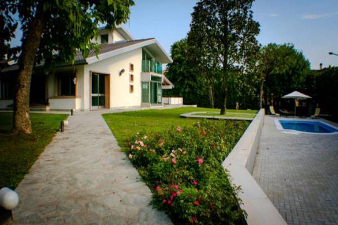 Photo of Others in Corbetta