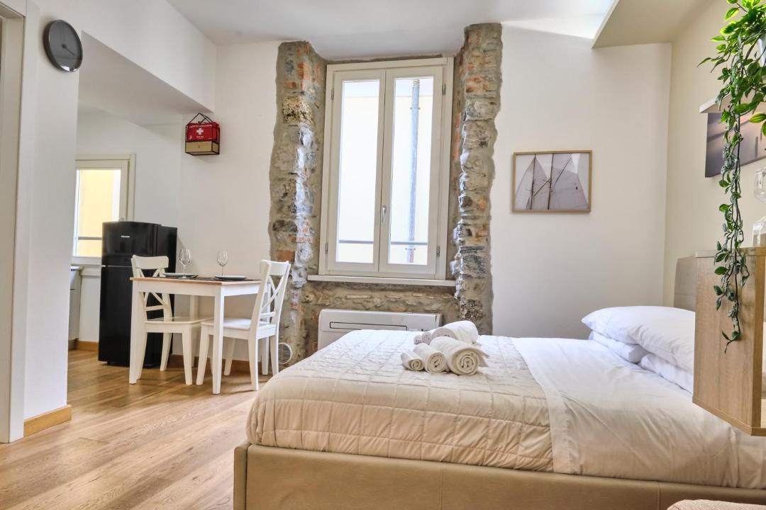 Photo of Bedroom in Lecco