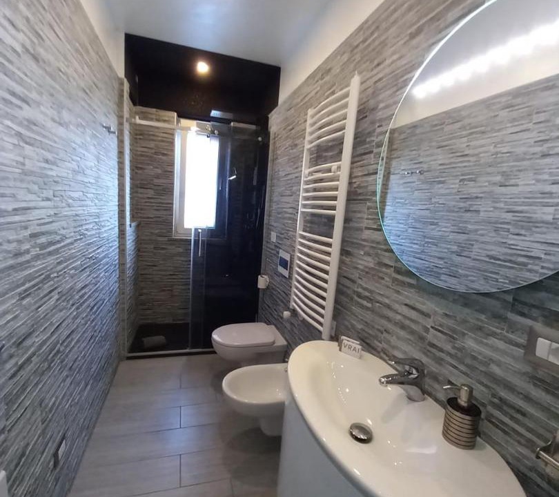 Photo of Bathroom in Limbiate