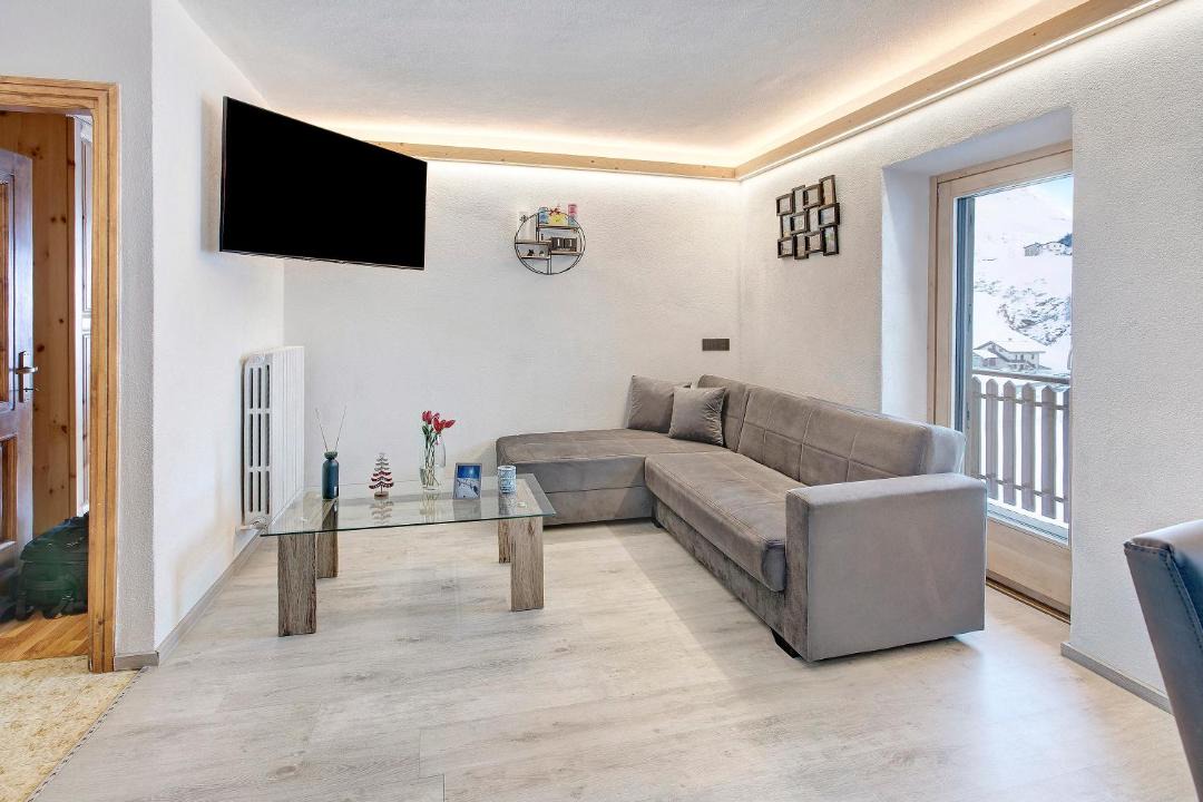 Photo of Livingroom in Trepalle