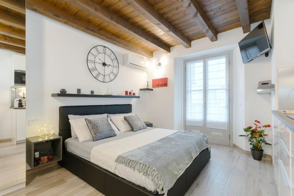 Photo of Bedroom in Como