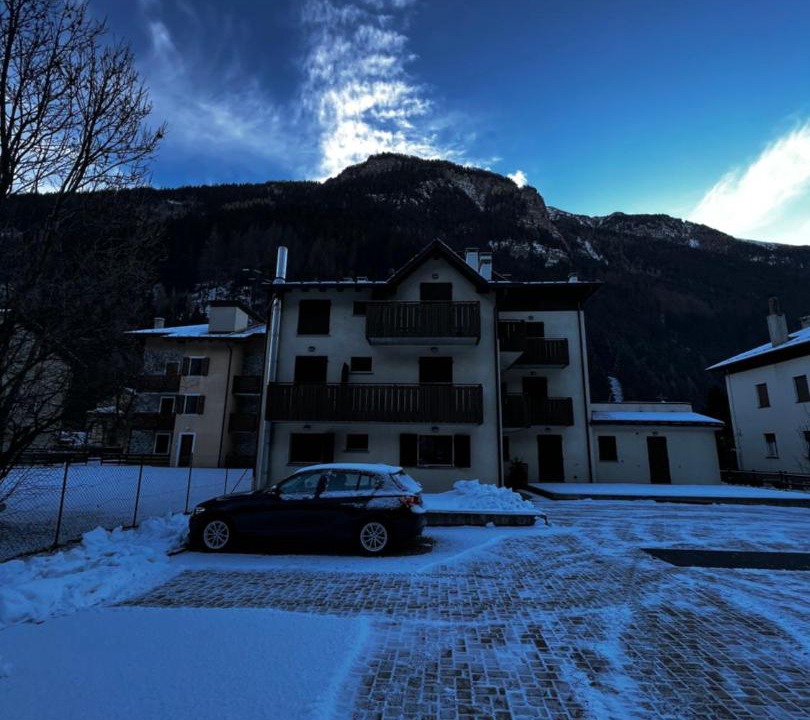 Photo of Buildings in Cepina