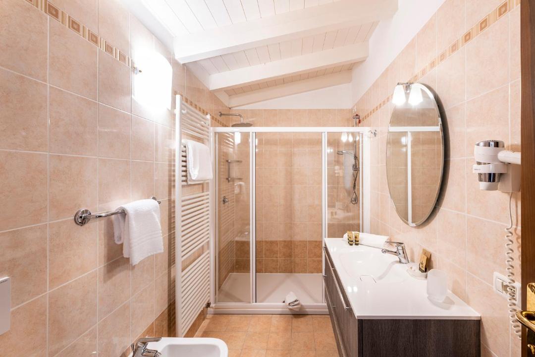 Photo of Bathroom in Campi
