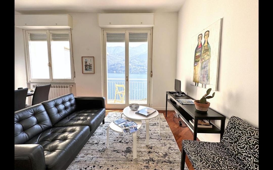 Photo of Livingroom in Carate Urio