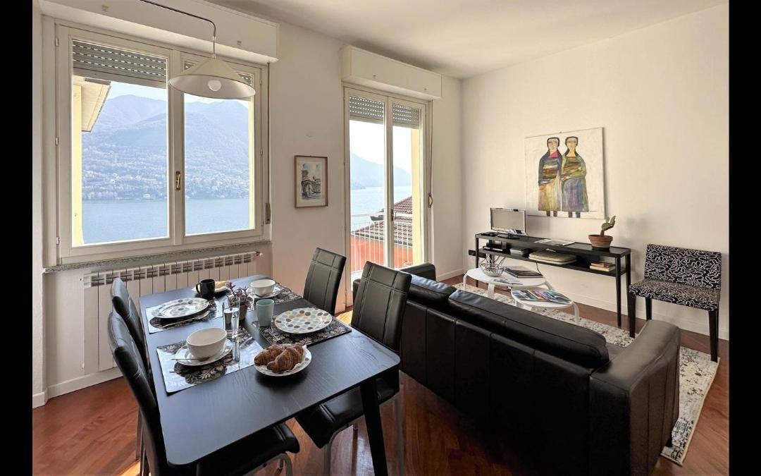 Photo of Livingroom in Carate Urio