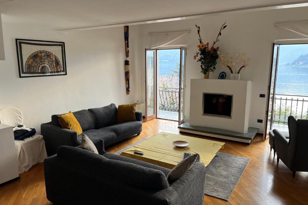 Photo of Livingroom in Cadenabbia