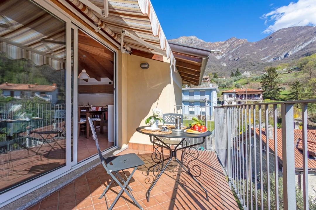 Photo of Patio Balcony in Lierna