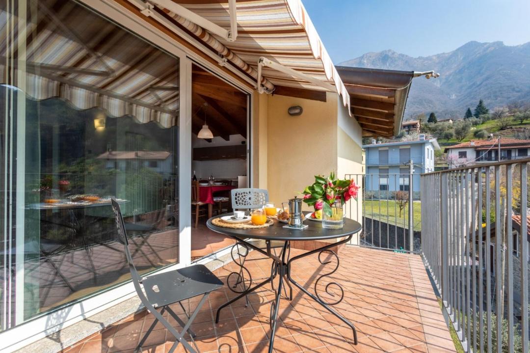 Photo of Patio Balcony in Lierna