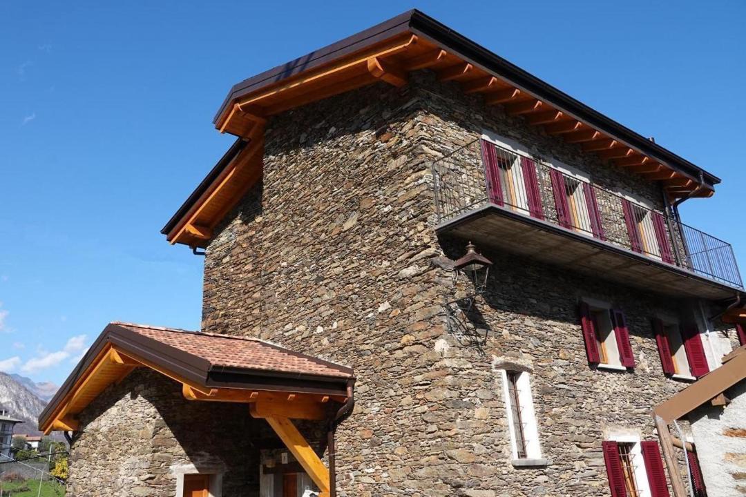 Photo of Buildings in Calozzo