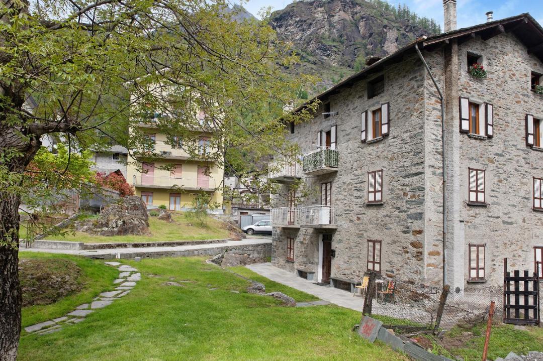 Photo of Buildings in Chiesa in Valmalenco