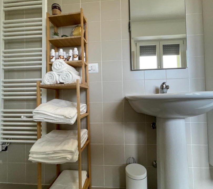 Photo of Bathroom in Mantua
