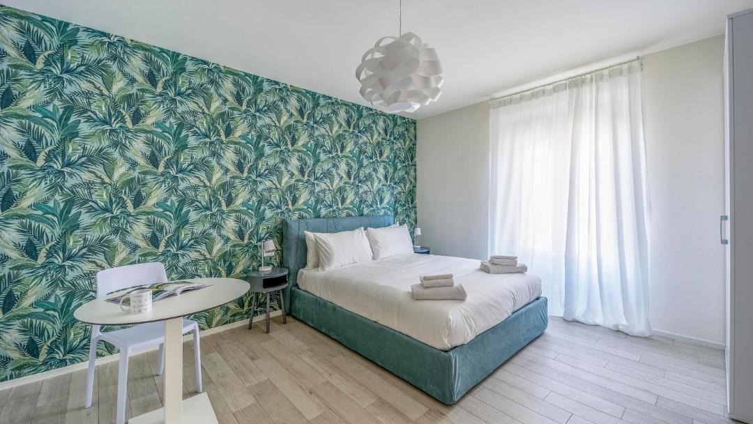 Photo of Bedroom in Magenta