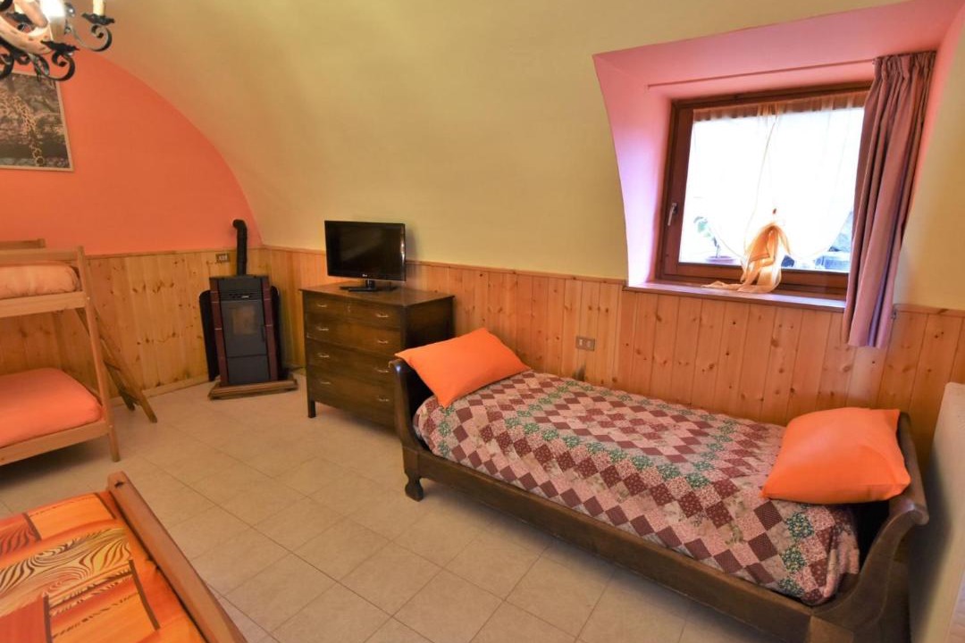 Photo of Bedroom in Mazzo di Valtellina