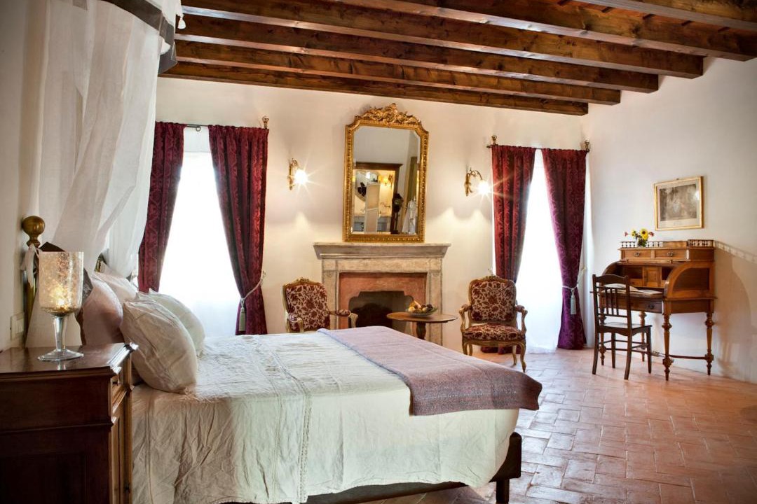 Photo of Bedroom in Bedizzole