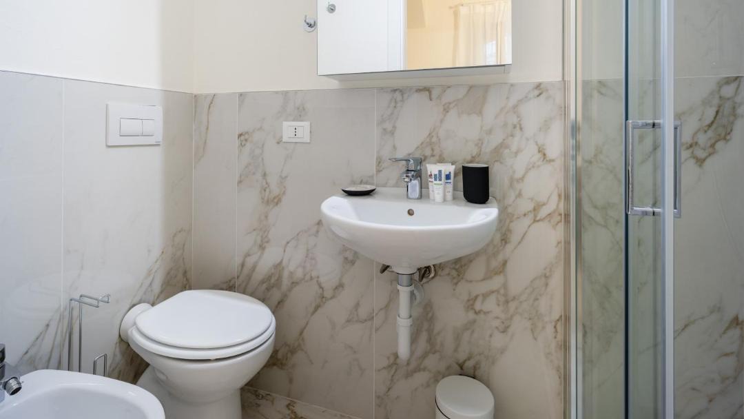 Photo of Bathroom in Magenta