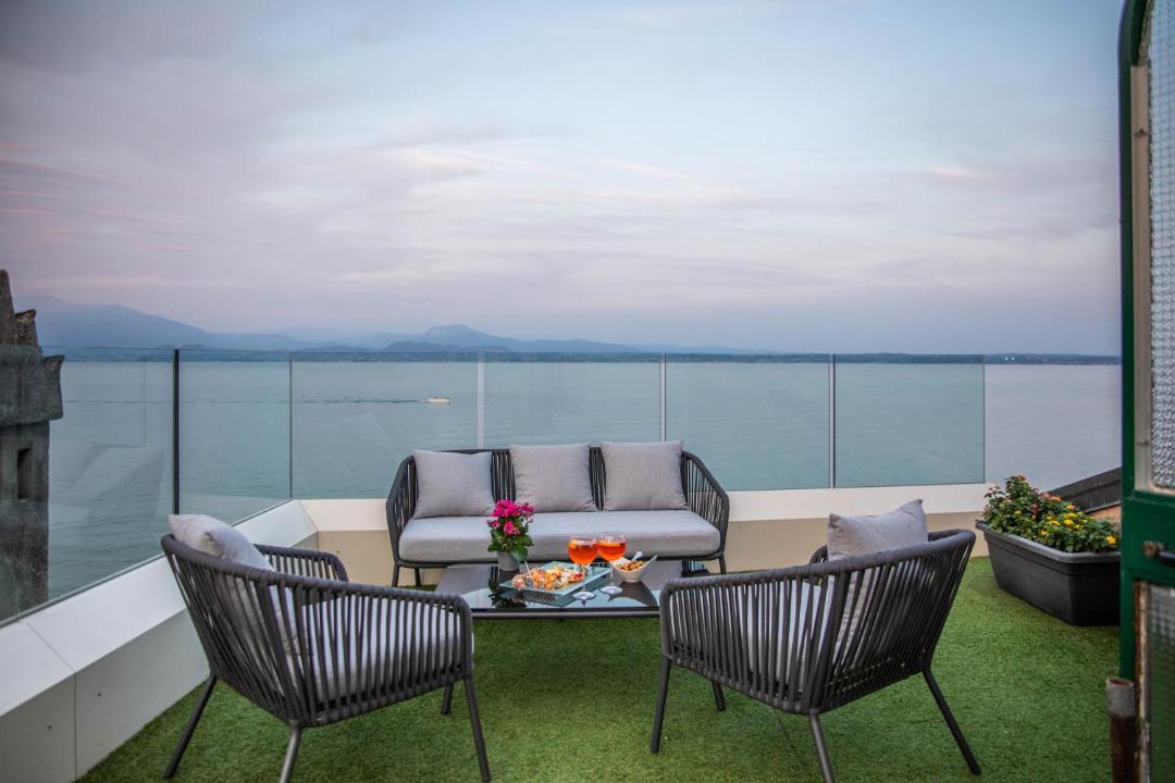 Photo of Patio Balcony in Sirmione Old Town