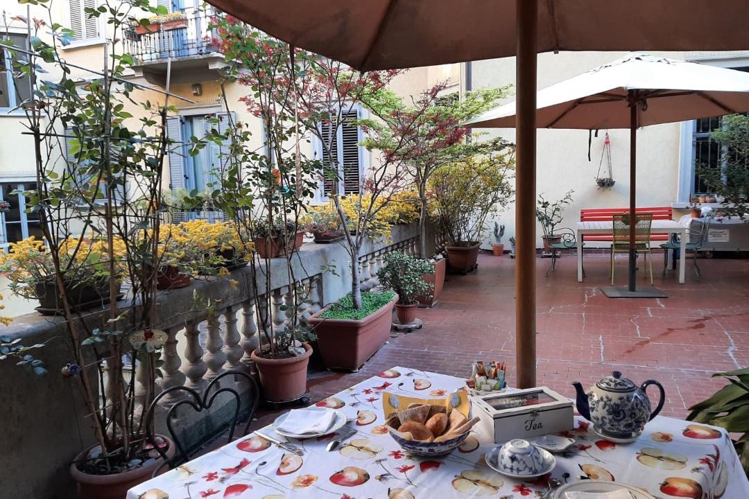 Photo of Patio Balcony in Tricolore