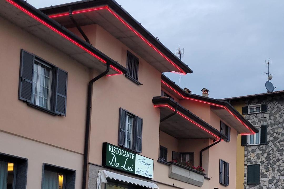 Photo of Buildings in Dascio