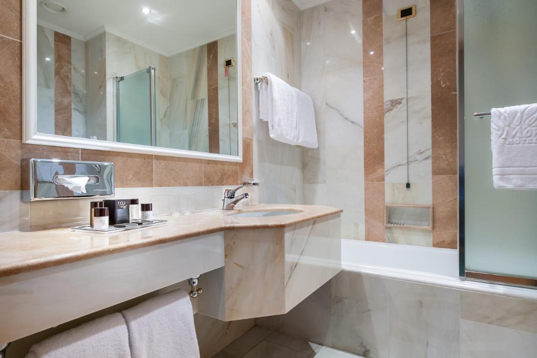 Photo of Bathroom in Assago
