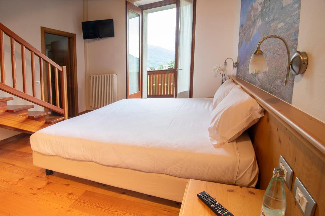 Photo of Bedroom in Talamona