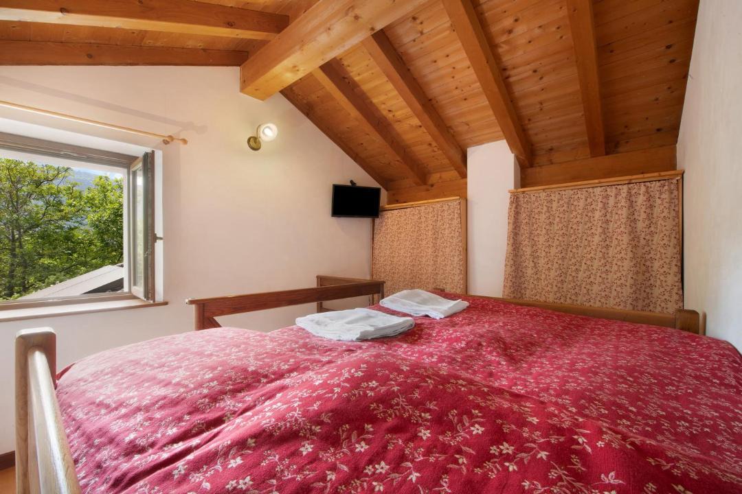 Photo of Bedroom in Dosso del Liro