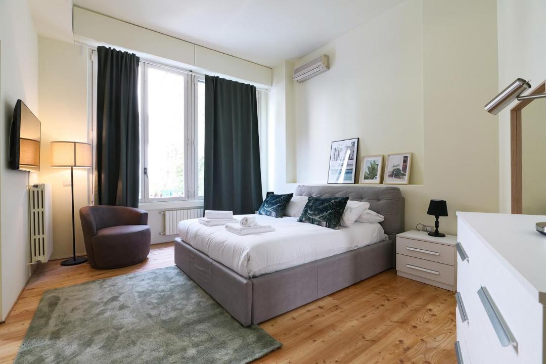 Photo of Bedroom in Magenta