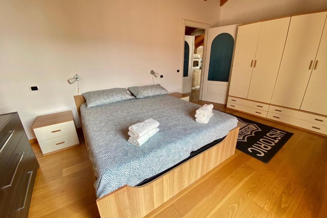 Photo of Bedroom in Angera