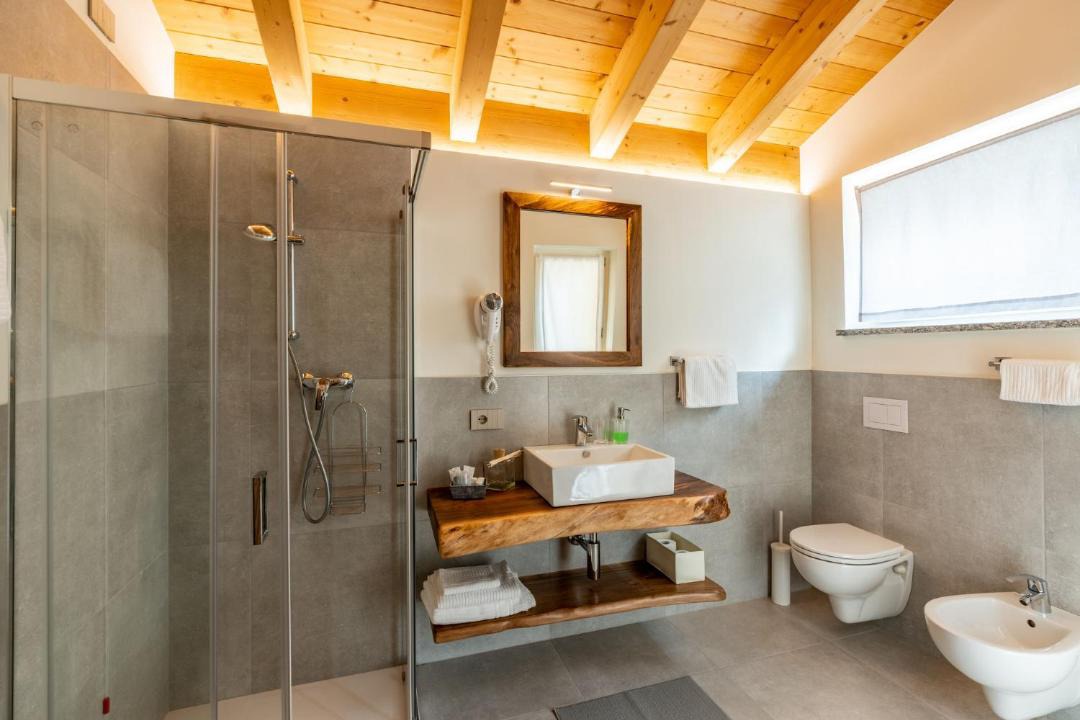 Photo of Bathroom in Cataeggio