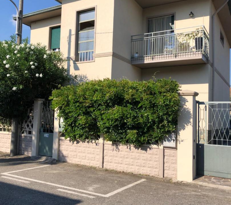 Photo of Buildings in Vanzago