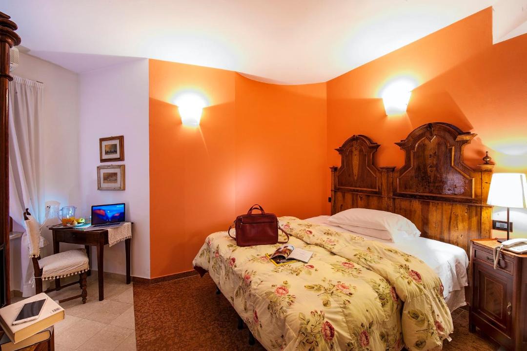 Photo of Bedroom in Solferino