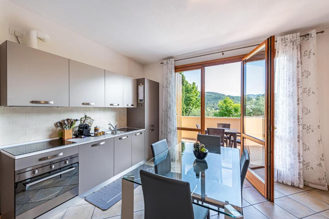 Photo of Kitchen in Roe