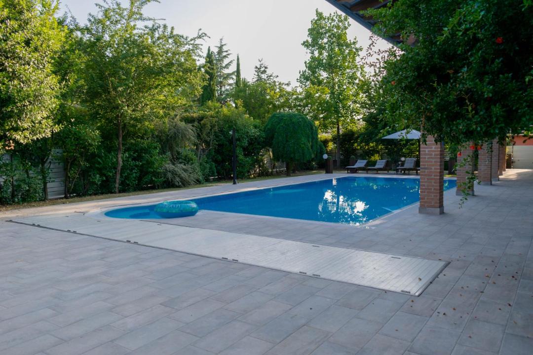 Photo of Outdoor in Curtatone