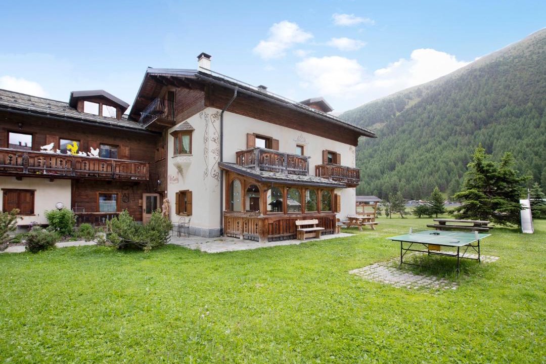 Photo of Buildings in Livigno