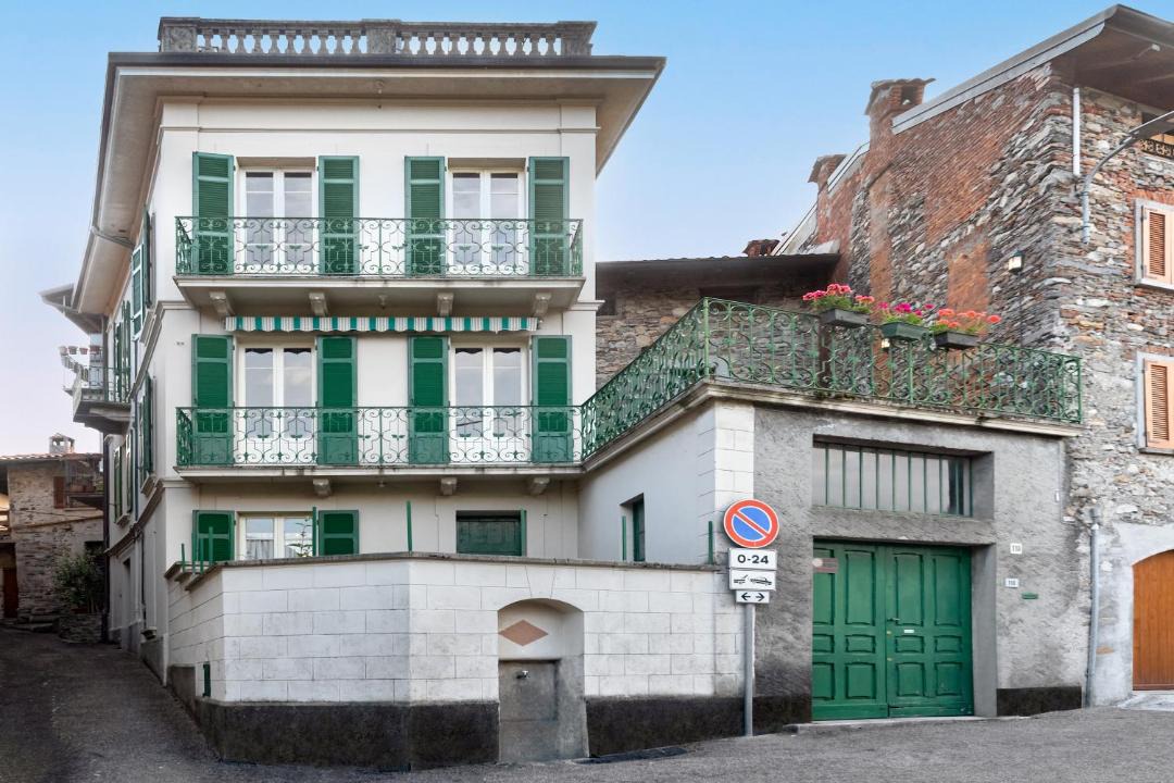 Photo of Buildings in Castello