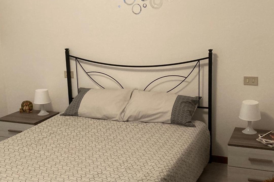 Photo of Bedroom in Lovere Old Town
